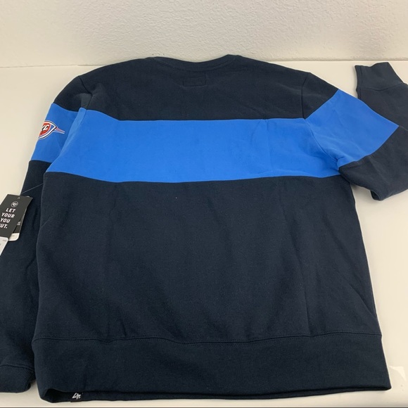 OKC Thunder NBA Sweatshirt. G37 - Picture 10 of 10